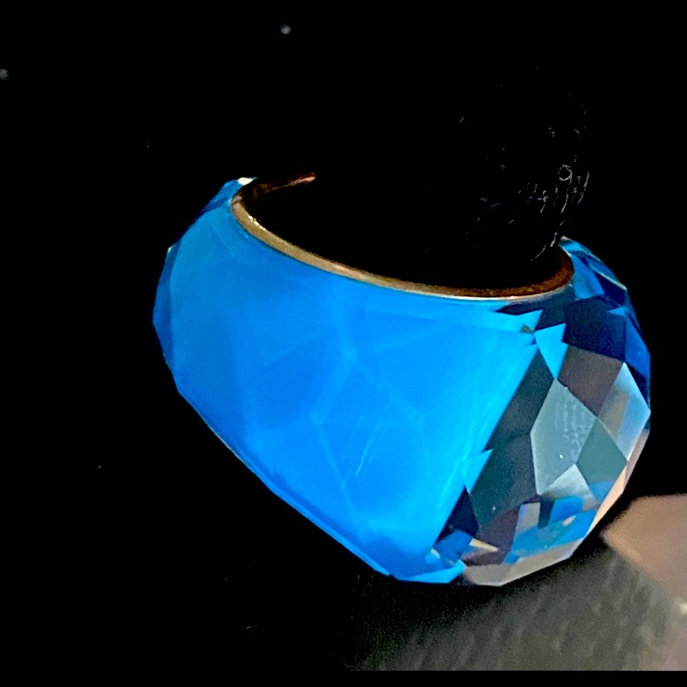 Sworovski Crystal Ring - Picture 4 of 5